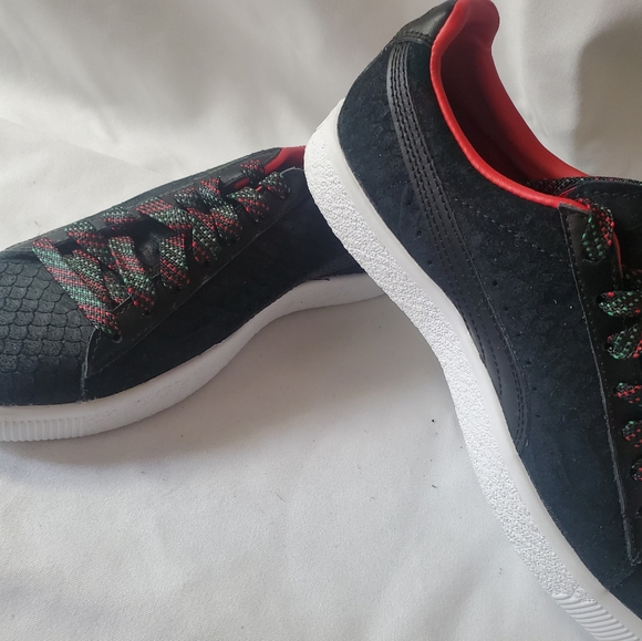 Shoes - Picture 9 of 16